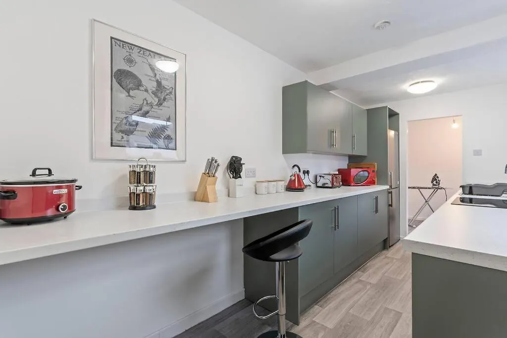 Elton House - Prime Location - Free Parking, Fast Wifi And Smart Tv By Yoko Property Redcar Dom wakacyjny